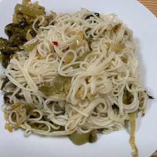 高菜漬けペペロンチーノ風そうめんチャンプル